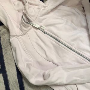 Lululemon sweatshirt
